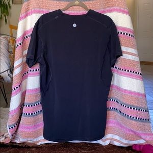 Lululemon black athletic workout shirt XL